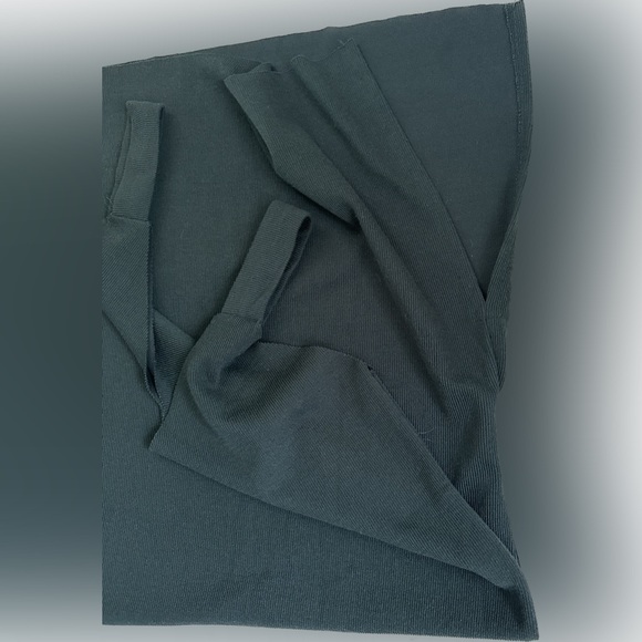 Green knitted dress - Picture 2 of 6